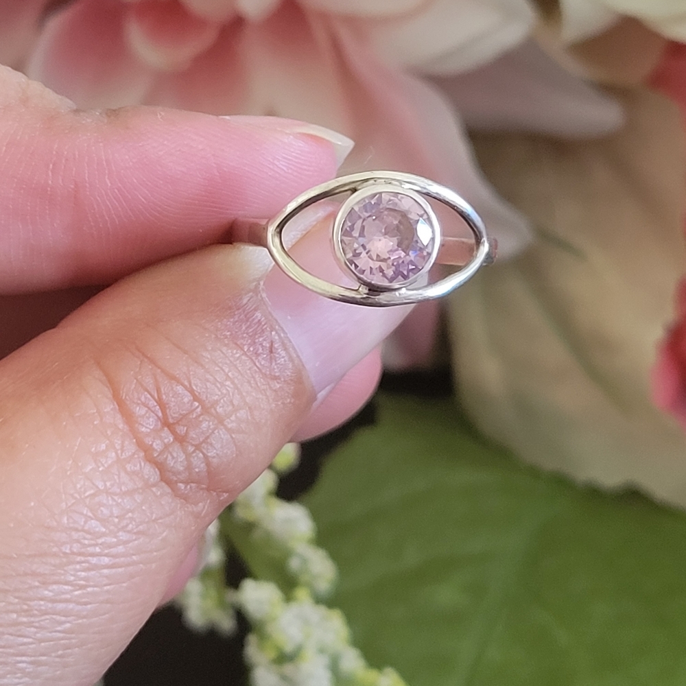 Handmade 925 sterling silver & pink topaz size 7.5